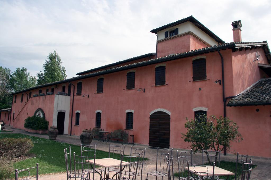 Agriturismo Il Molino Antico - 5 Girasoli Spolète Extérieur photo